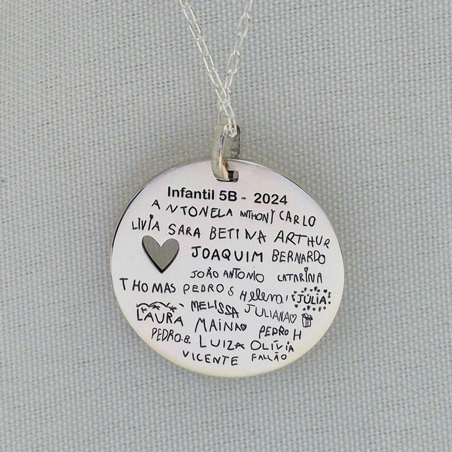 Colar Pingente Redondo Assinaturas Personalizado 30mm em Prata