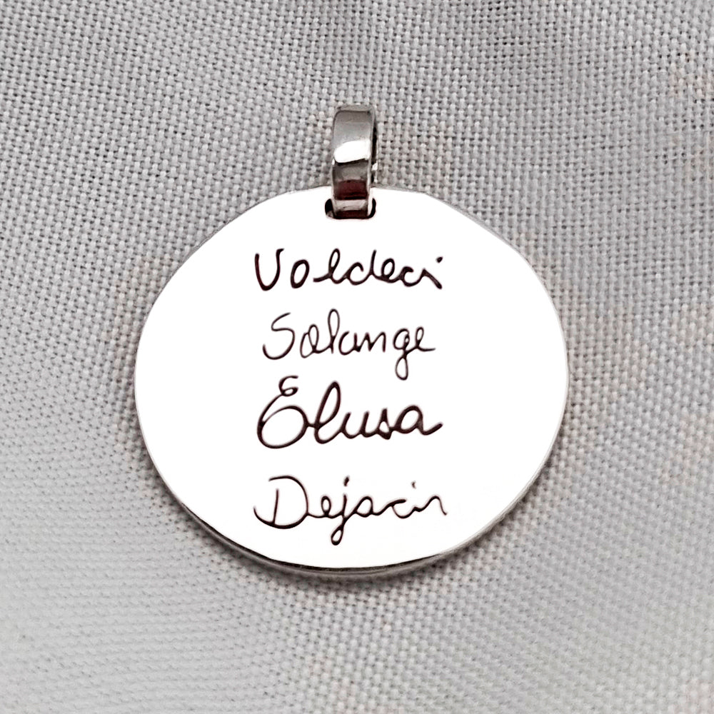 Colar Pingente Redondo Família Personalizado 30mm em Prata